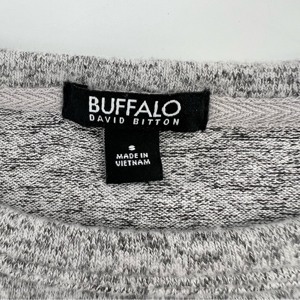 THANKFUL Buffalo David Bitton Women's Super SOFT cozy Crewneck Gray Small - Picture 4 of 7